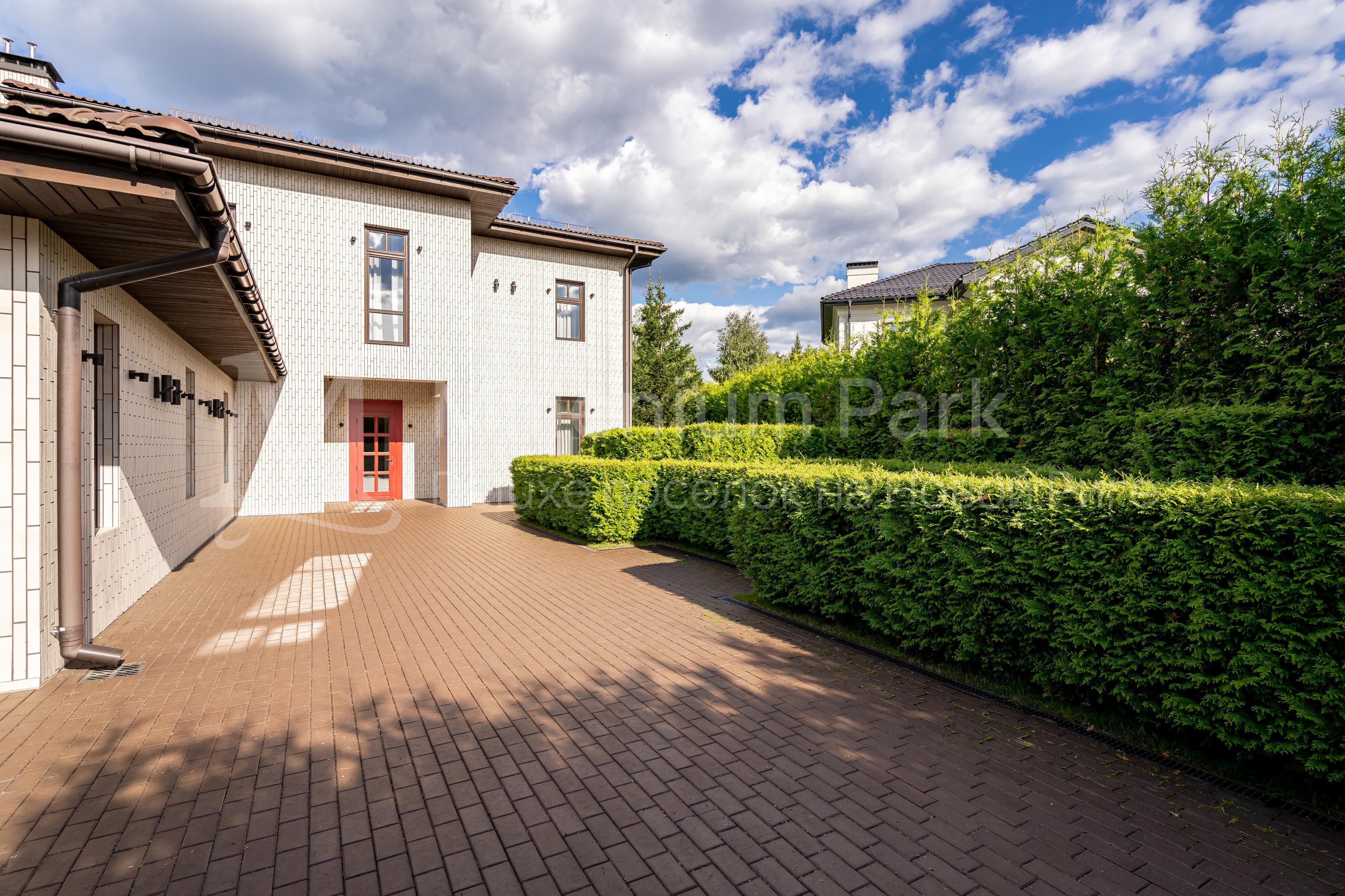 Дом 550 м² — Millenium Park, фотография 21