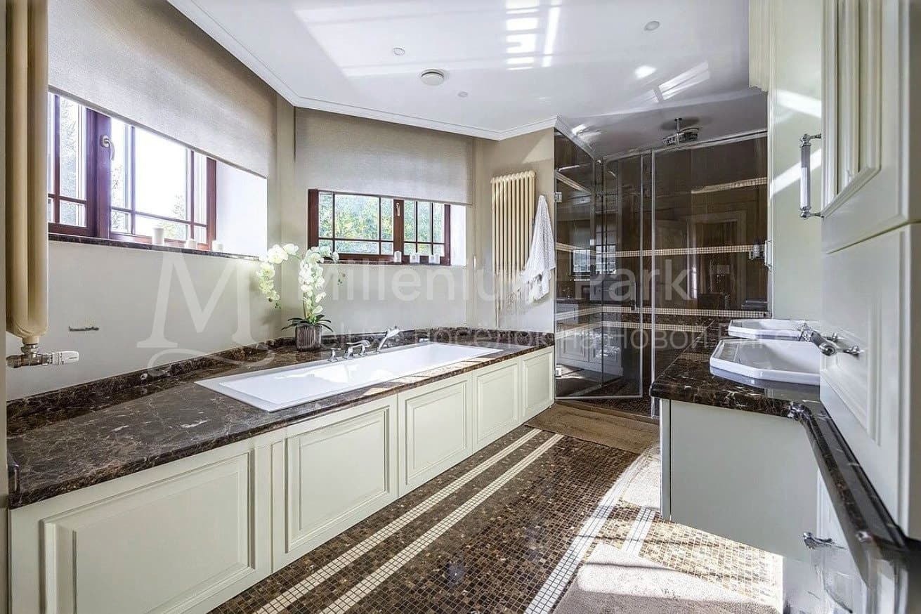 Дом 550 м² — Millenium Park, фотография 20